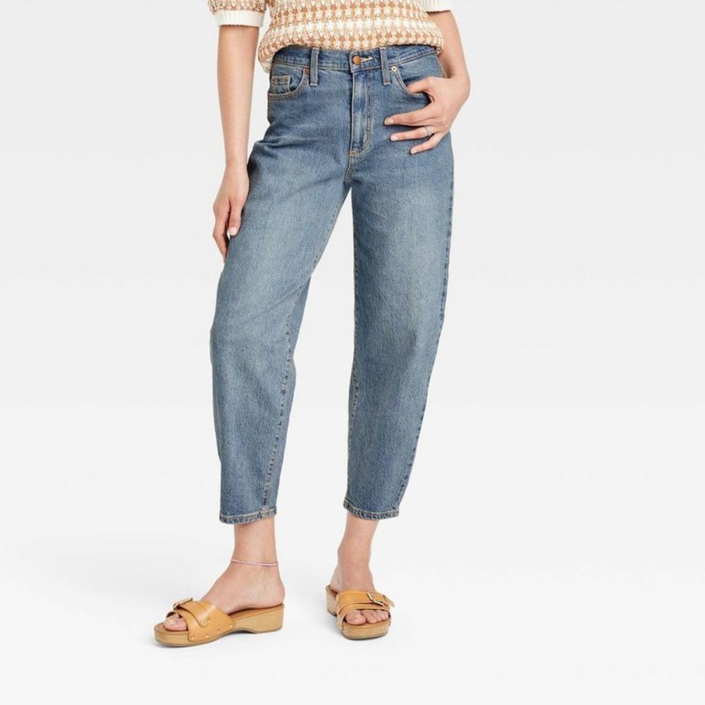 Women's High-Rise Balloon Jeans - Universal Thread Medium Wash 14